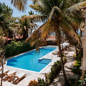 Petit Lafitte Front Hotel&bungalows Hotel